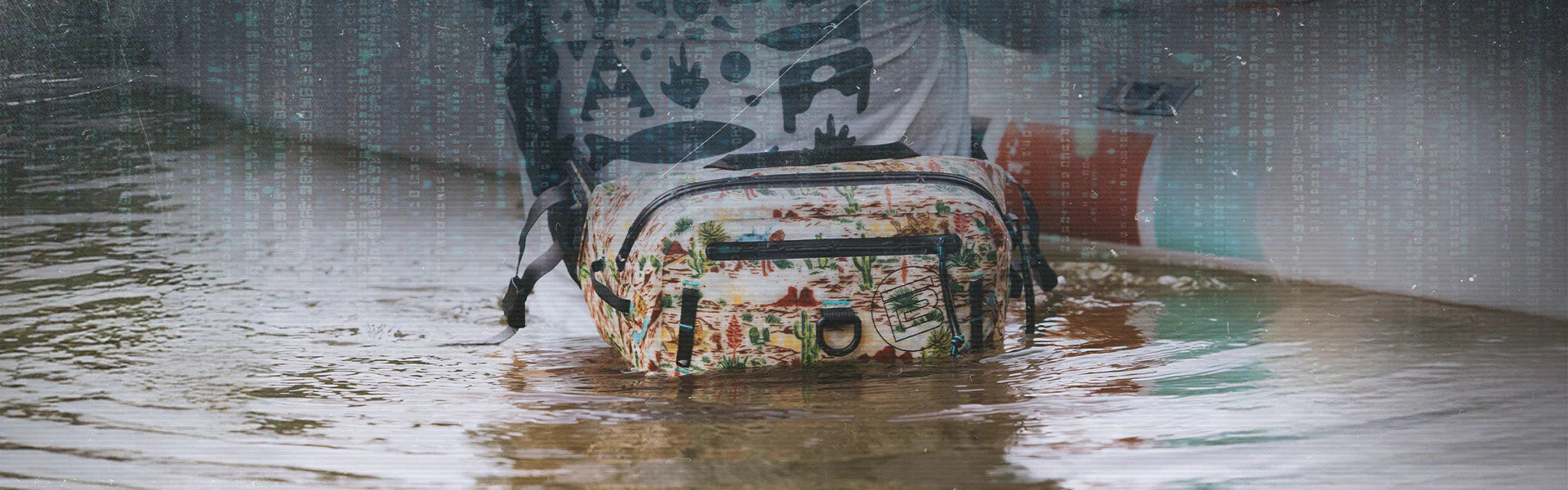 Bote pack in water