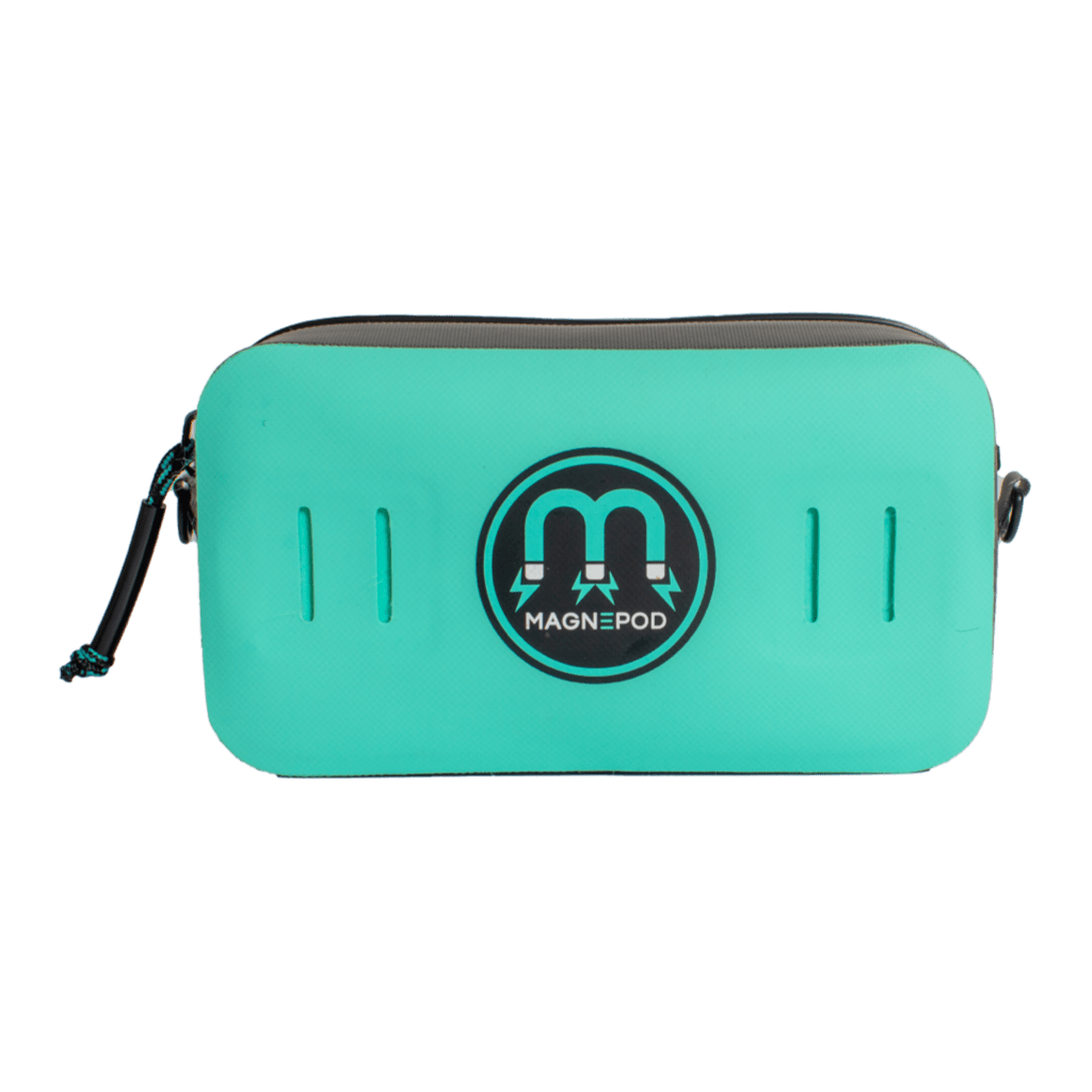 Back view showing Magnepod logo on Highwater Hitchhiker Seafoam bag with smooth finish.